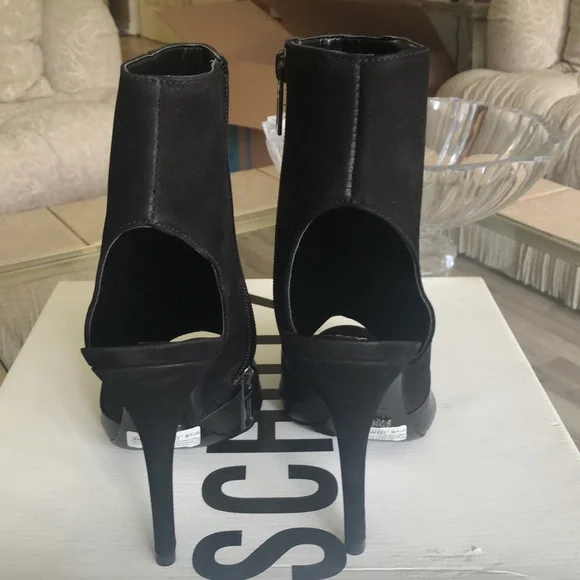 **SOLD** Schutz Bootie - Picture 2 of 5